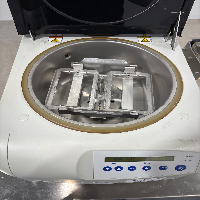 Eppendorf 5305 Concentrator Plus Centrifuge image 2
